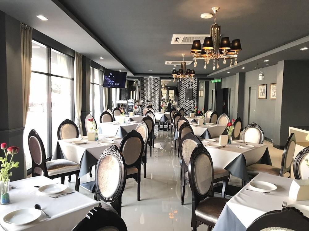 Taris Art Hotel פראה מראה חיצוני תמונה