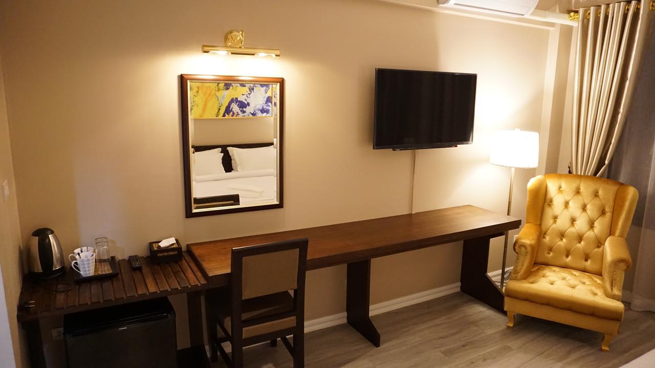 Taris Art Hotel פראה מראה חיצוני תמונה